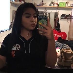 Meet your Posher, Katelyn